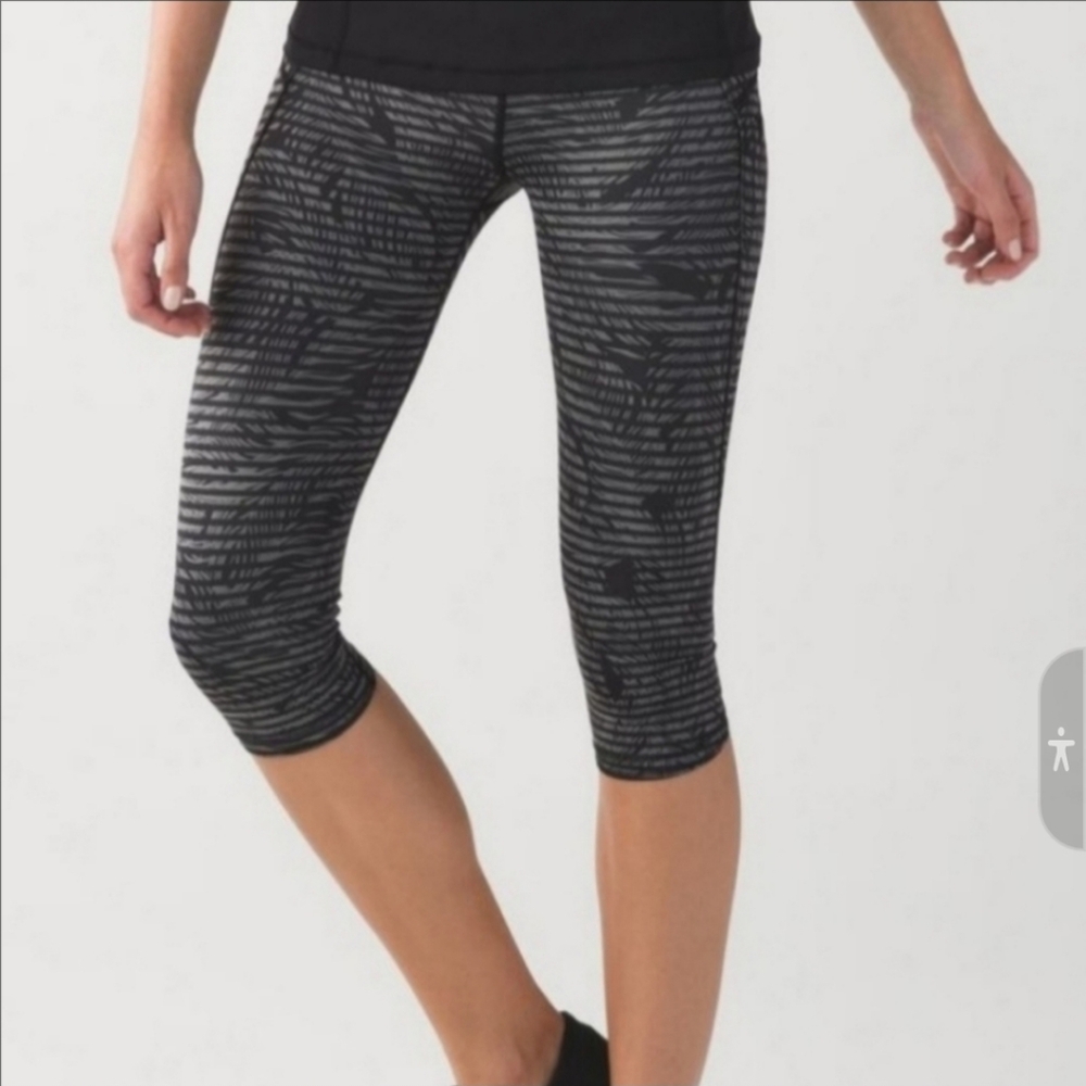 Lululemon Athletica Run Top Speed Crop leggings